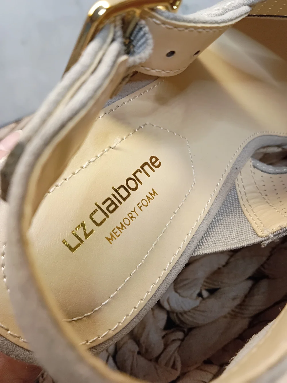Liz Claiborne liz claiborne